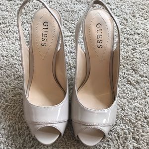 Beautiful Nude Guess Peep-toe Heels